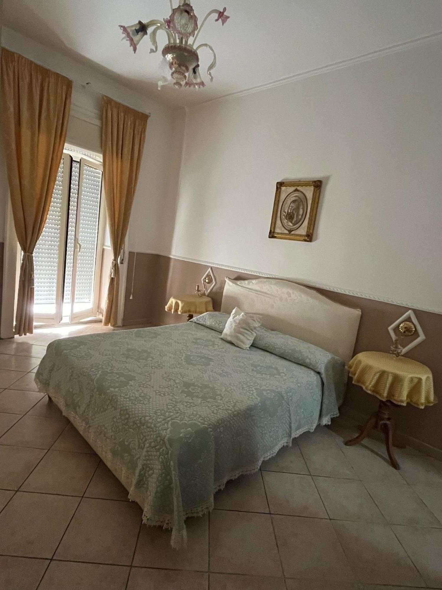 B&B San Gennaro 54 Νάπολη Εξωτερικό φωτογραφία